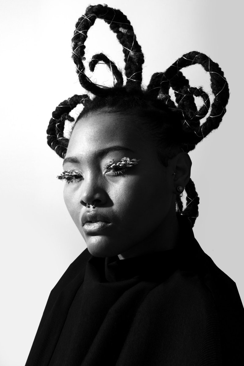 lexbarberio's tweet photo. Gm world ✨ day 2 of posting my artwork 

#ArtAdventCalendar #NFTphotographers #photographer #photographynft #BlackWomen #portrait #portraitphotography #nft #NFTs #NFTartist https://t.co/0cfsnv945V
