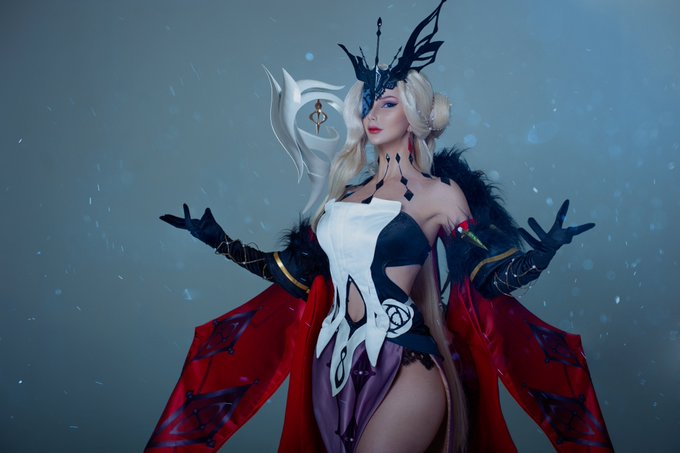 Haha, you're trembling...  Is it the cold, or just cowardice?  #GenshinImpact #Signora #cosplay https://t<a href="/tag/cosplay"class="tags"><span>#cosplay</span></a><a href="/tag/genshinimpact"class="tags"><span>#genshinimpact</span></a><a href="/tag/signora"class="tags"><span>#signora</span></a>