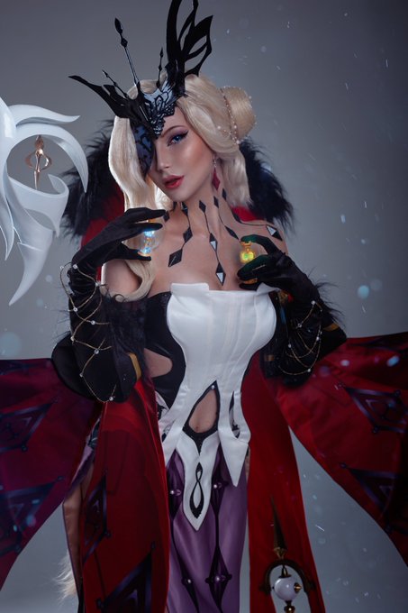 Haha, you're trembling...  Is it the cold, or just cowardice?  #GenshinImpact #Signora #cosplay https://t<a href="/tag/cosplay"class="tags"><span>#cosplay</span></a><a href="/tag/genshinimpact"class="tags"><span>#genshinimpact</span></a><a href="/tag/signora"class="tags"><span>#signora</span></a>