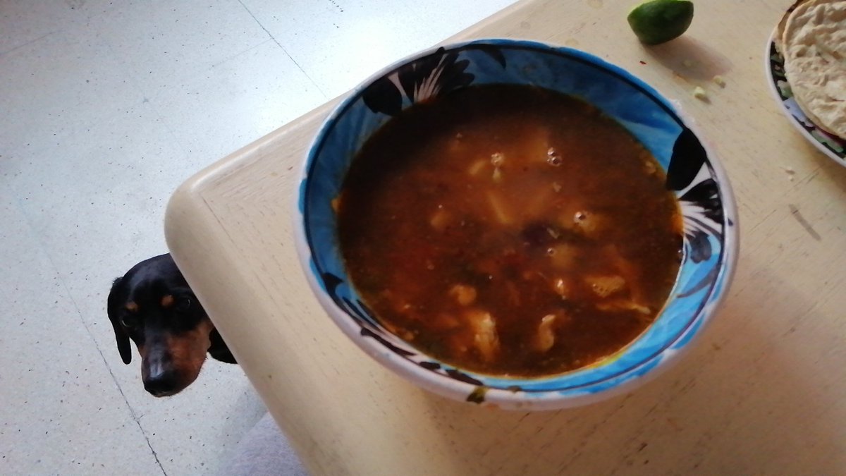 _Arrellin's tweet photo. #PoderosoDesayuno caldito tlalpeño https://t.co/MaMCFias5o