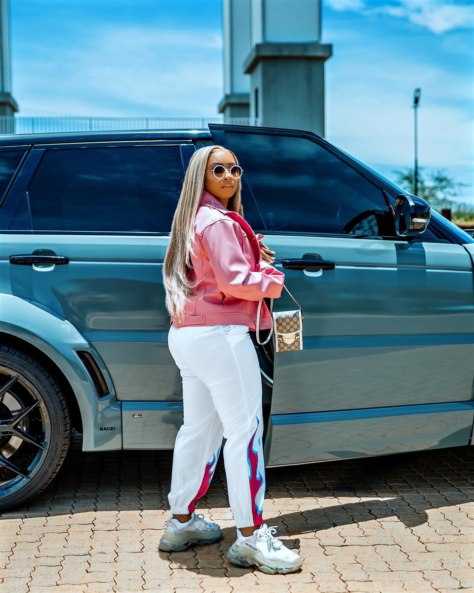 Boity's tweet photo. Way above it... 💨💥👑💕 https://t.co/8ezYxrv8e3
