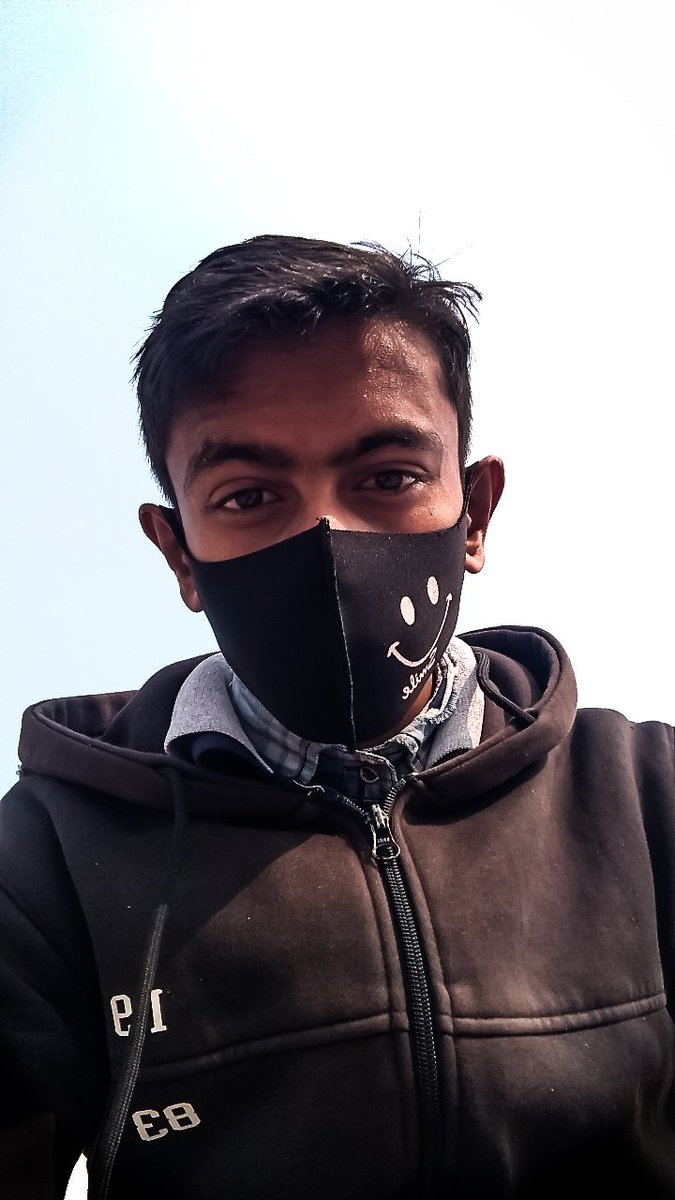 RohanKumarGiri2's tweet photo. Wear mask 😷 
Keep distance 💯 https://t.co/W57FIZARKy