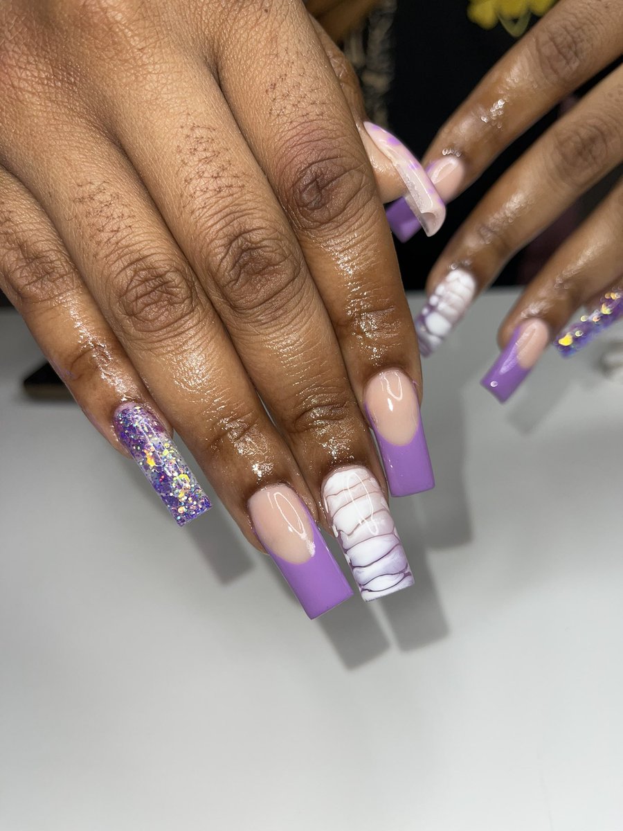 julenni7's tweet photo. Appointments available for next week, let’s make sure you’re entering the new year with your nails done 💅🏼 https://t.co/ymARXiBQ0S to book DMV area https://t.co/zKFKzl7zkZ