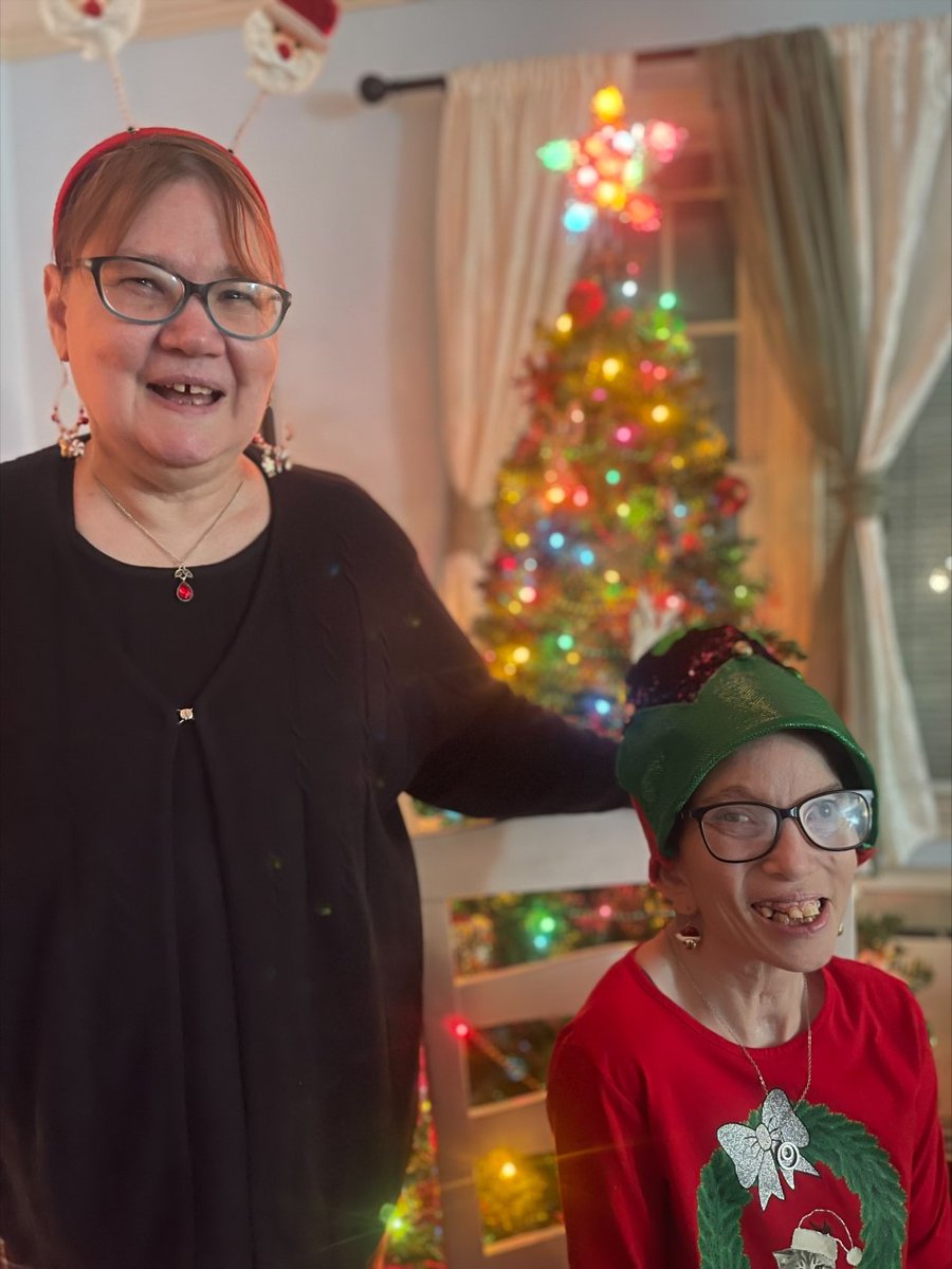 🎉 We know how to throw a party!
Nicolette and Brenda enjoyed TLC's Annual Awards Dinner - complete with a full holiday spread and posing for the camera in their most festive attire.