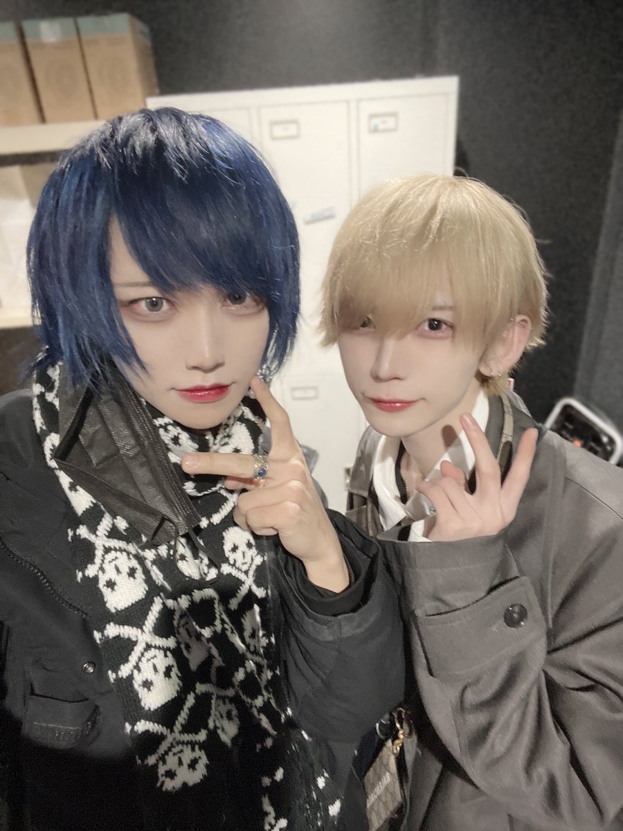 dotdoll_shigure's tweet photo. ラブリーボンボンありがとうございました！🍒ラスト対バンたくさんの人に見てもらえて嬉しかった！！今日はつばさくんと写真撮ったよ🤳 https://t.co/lGie0MRLSO