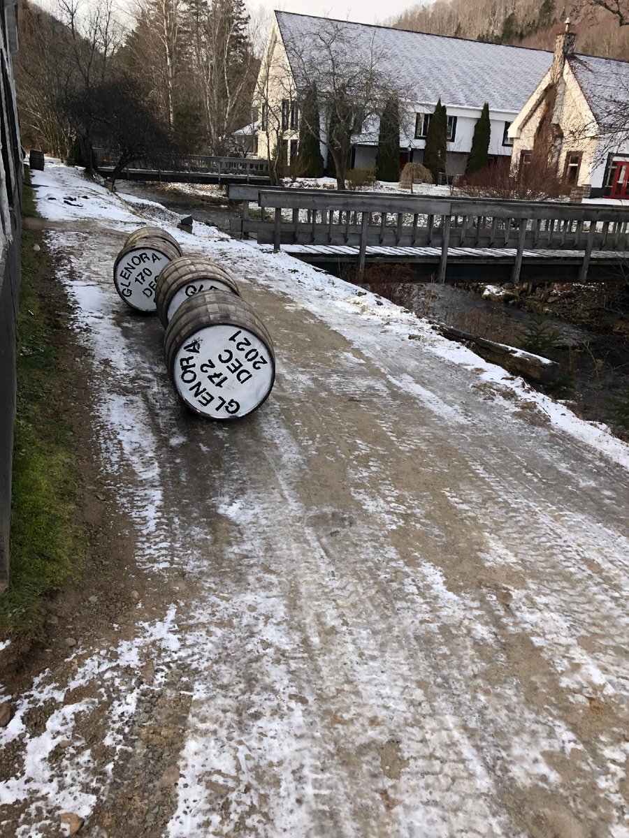 GlenBreton's tweet photo. These final barrels of our 2021 single malt whisky distillation are off to the warehouse for a long 10+ year nap.  Wonder what 2031 will be like?  

#singlemaltwhisky #whiskydistillery #glenbreton #glenoradistillery #capebreton #explorecb #instawhisky #whiskydistilling #whisk... https://t.co/eEziAwZwTm
