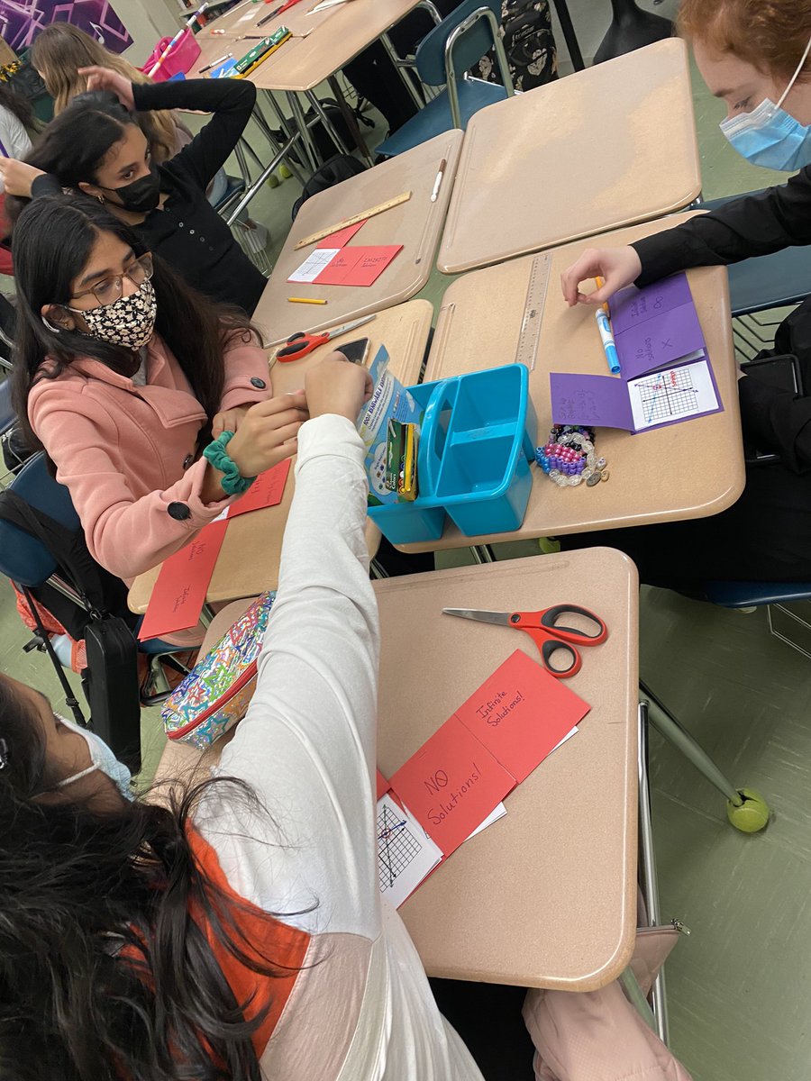 ms_pellicciotti's tweet photo. Some foldable fun for algebra 1!!! Solving systems of equations foldable👏🏼 #systemsofequations #iteachmath #algebra1 #foldables #hfms #mathteaher #pembertonproud https://t.co/BF92b9OFaA