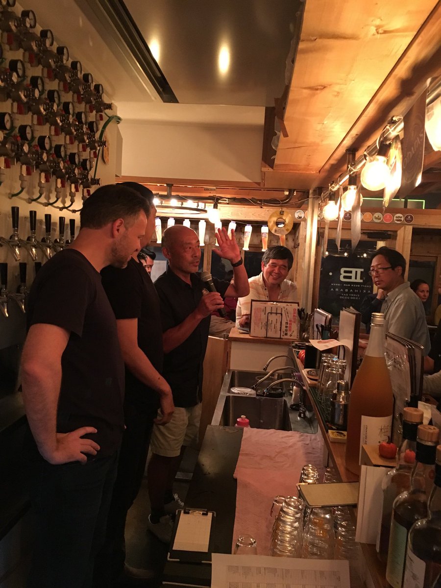 Little Creatures×常陸野ネストビール
のコラボビールのお披露目パーティー🎉

ちょうどラグビーW杯と重なってて
みんなラグビー応援歌熱唱してたな笑

やっぱりブルワーから
直接ビールの話聞けるのは
ビアバー的にはとても貴重✨✨