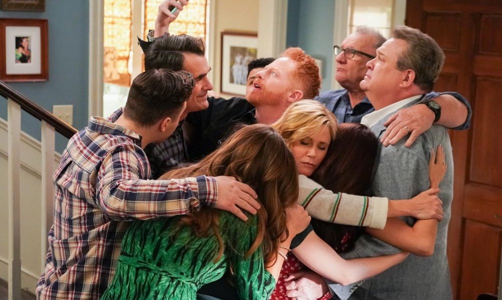MeryAmengual's tweet photo. modern family es mi serie "hogar"...cuando la veo siento que estoy en casa, que hay paz, que no hay problemas https://t.co/ndUHvLtMuf