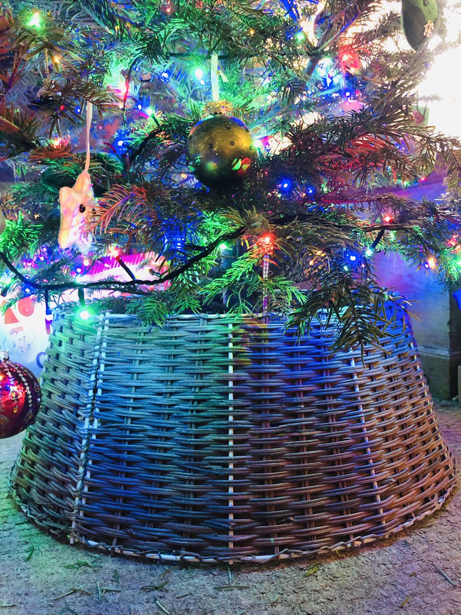 Wishing all my followers all the best for a peaceful Christmas and New Year filled with the people &amp; things you love 💜