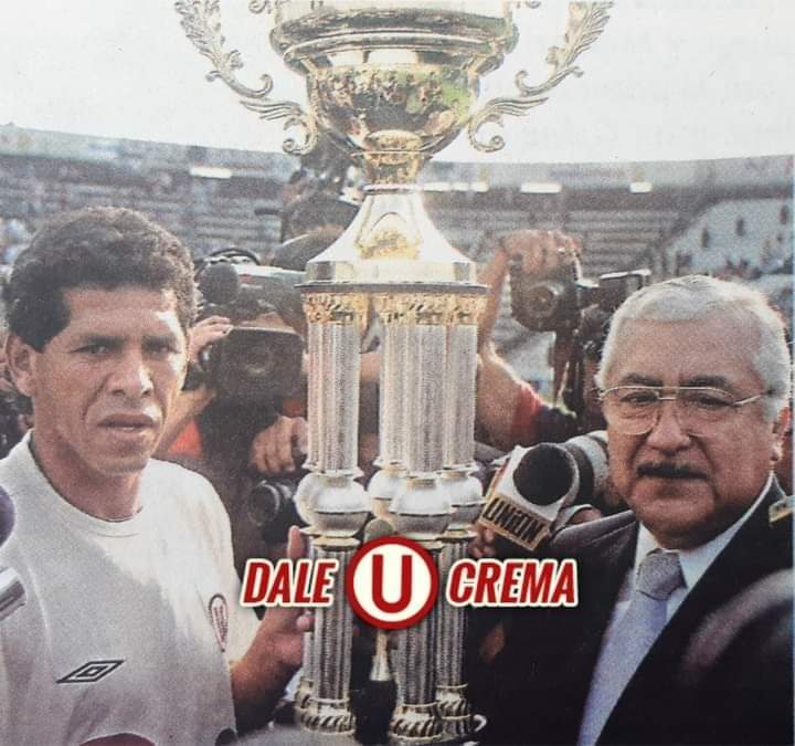 #UnDíaComoHoy en el 2004. En clásico por el Torneo Clausura, en el Estadio de Matute, el Club <a href="/Universitario/">Universitario</a> de Deportes  derrota 2 a 0 a Alianza Lima. Los goles fueron de Piero Alva e Israel Zuñiga. Fue el último clásico de José "el Puma" Carranza.

#LaHistoriaDeLaU