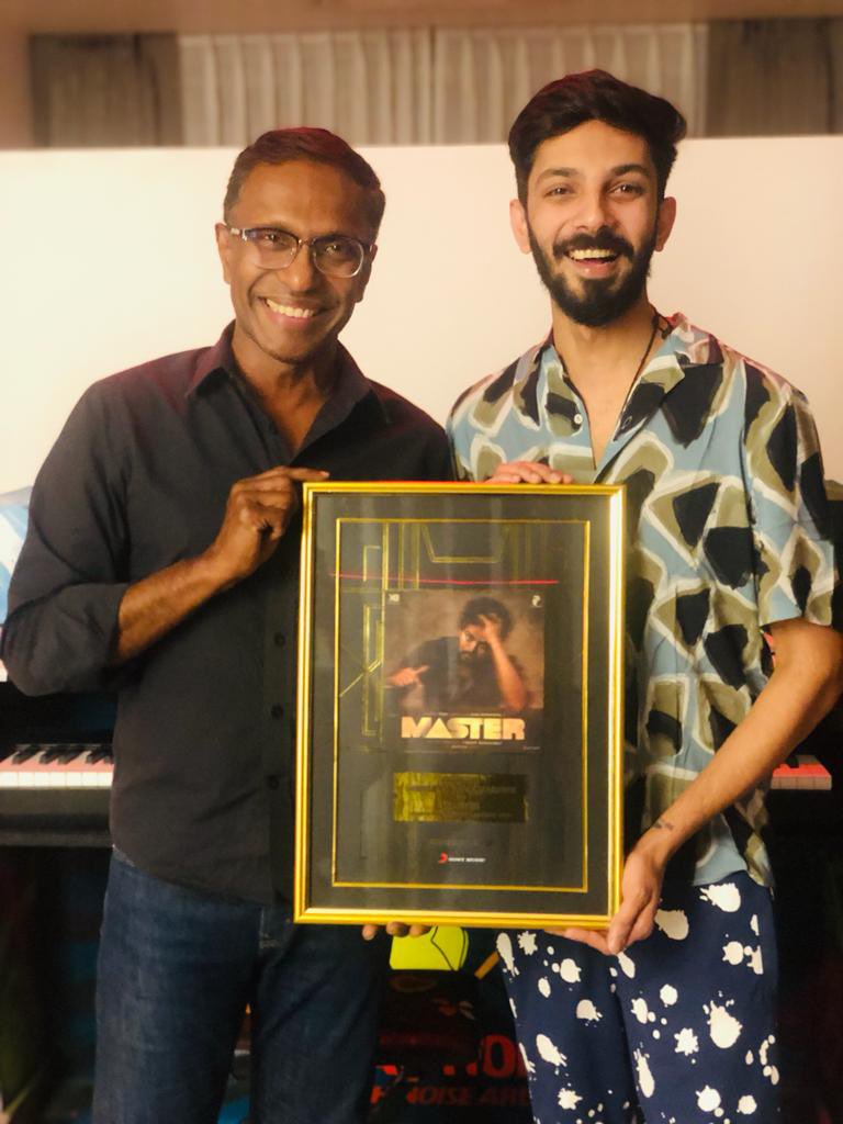#Master makes it to the global music charts as the highest- streamed Tamil album of 2020 😊 Thank you @actorvijay sir @Dir_Lokesh @XBFilmCreators @7screenstudio @Jagadishbliss and all the fans 🤗