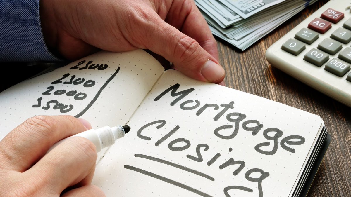 RT @genemundt: What Happens at a Residential Purchase Mortgage Closing? #homepurchase #homebuying #mortgageclosing #mortgageinfo …mundtchicagolandmortgage.blogspot.com/2021/12/what-h…