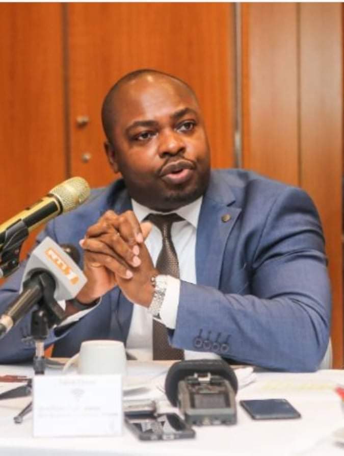 MelEssisKouadio's tweet image. 🇨🇮 HANN!

KAFANA SITIONNI, DG DE L&apos;ONECI LIMOGÉ CE MERCREDI.

CAUSE : MAUVAISE GESTION ( AUDIT ) 😭😭

#CIV225