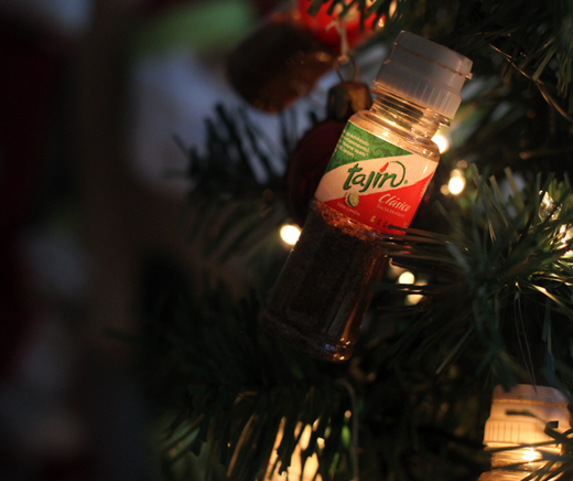 mexgroceruk's tweet photo. With logs on the fire, and Tajin on the tree; it's a time to rejoice in the good that we see. Add some zing to your Christmas with Tajin, 'tis the season for seasoning!
https://t.co/t9XfWFHWSq
#zing #seasoning #chilli #lime #christmas #xmas #mexmas #navidad https://t.co/nOQTaFKHZL