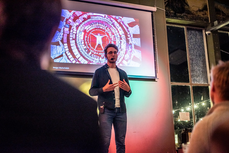 PechaKucha_MTR's tweet photo. At the #PechaKucha #Maastricht vol.46, Egid van Bree, MD-to-be, talked about #sustainability initiatives in the healthcare sector and the efforts needed to move towards a net-zero #healthcare system. Watch the talk here: https://t.co/7IDavyNtKv

#pechakuchamaastricht https://t.co/kuFndHTol2