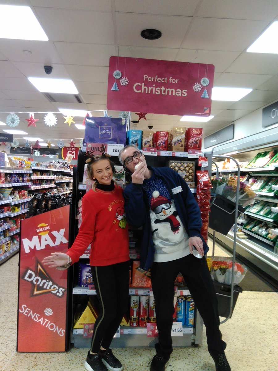 Scotmid's tweet image. Our Cranhill team in Glasgow are having some festive fun as we head towards the big day.
Pop in to our local friendly stores this Christmas 🎅 
#thatshandy 

#festivefun #goteamscotmid #Glasgow #Cranhill