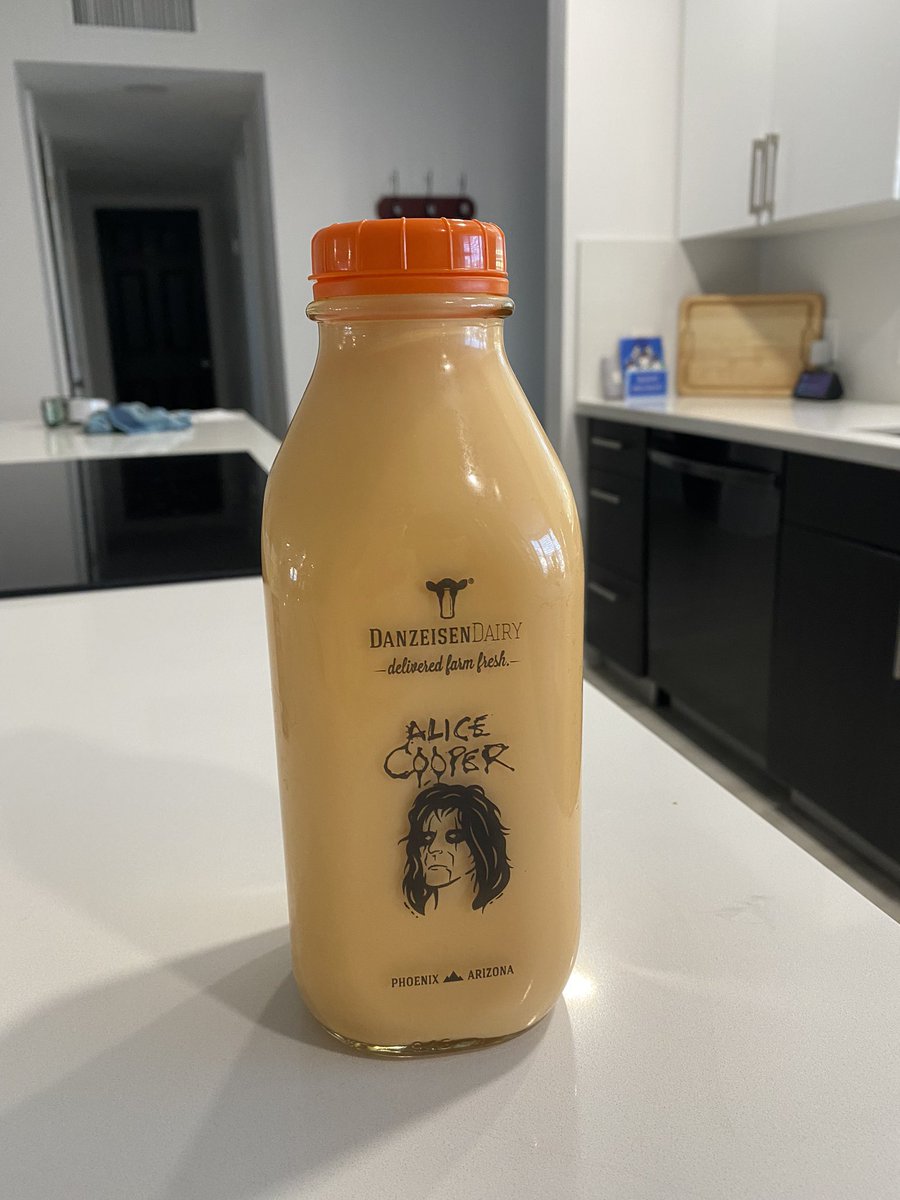 Hey <a href="/alicecooper/">Alice Cooper</a> this milk for a great cause is legit! Just moved to #PHX and this is awesome.