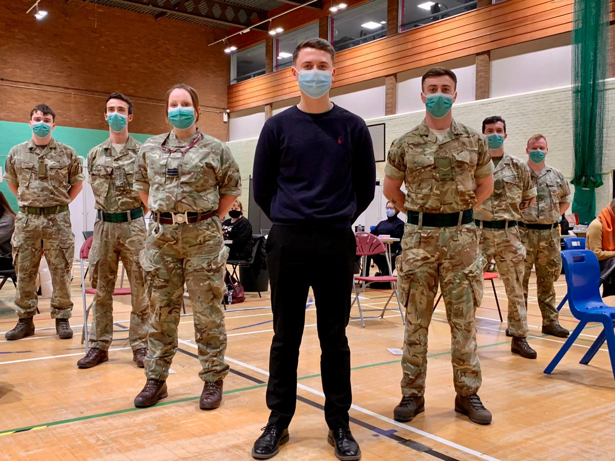 Proud to have military assistance at the Oval to support our Covid booster mission. 

Low/no wait times, no booking needed. Walk in for your pre-Christmas boosters, 1st or 2nd jabs at the Oval until 5.45pm today!