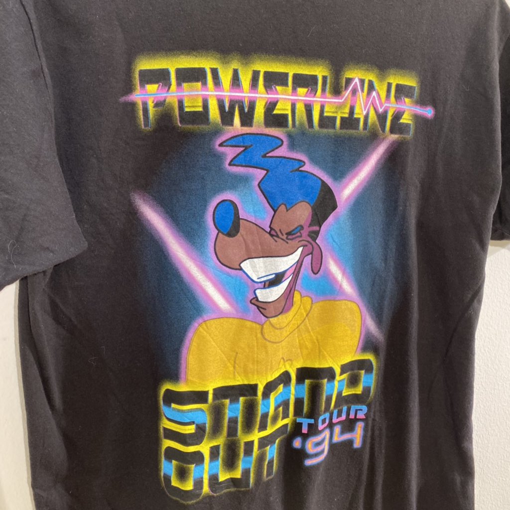 Shaddathrifting's tweet photo. Disney A Goofy Movie Stand Our Tour '94 Powerline ⚡️

Size: M

Very good condition 💫

Price: 7500 SDG ( Free Delivery )🚀
#goofy #goofyshirt https://t.co/K2Y26PN4MV