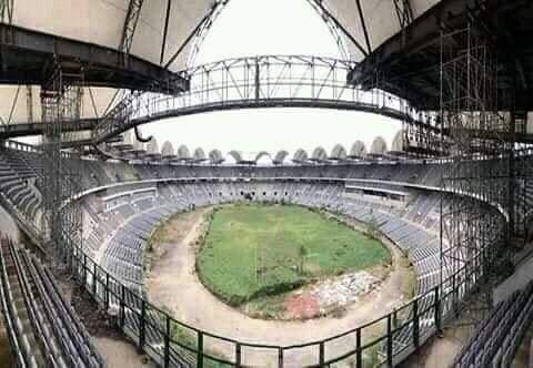 Chroniques225's tweet photo. • 4 ans après, voici l'état dans lequel se trouvent quelques stades qui ont accueilli la CAN 2017 au #Gabon https://t.co/Re51JEkOCS