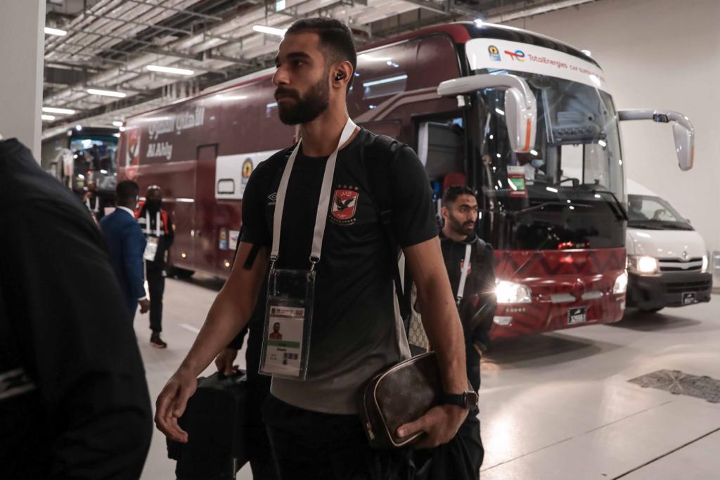 FilGoal's tweet photo. لاعبو الأهلي في ملعب المباراة 🔴

#السوبر_الإفريقي https://t.co/HgDAKn1dTb