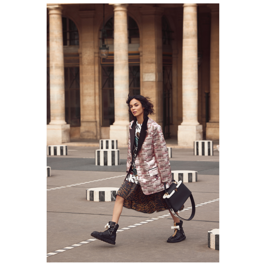 LOUIS VUITTON ADVERTORIAL & COVER SHOOT FOR ELLE VIETNAM Shoot in Paris at the Colonnes De Buren Photographer me @catherineharbour Styled by @joanne.m.kennedy Videographer @alice.rausch Production @aliceparis2 Model @gabrielle.rul Hairstylist @clairehealeyhair Make up artist