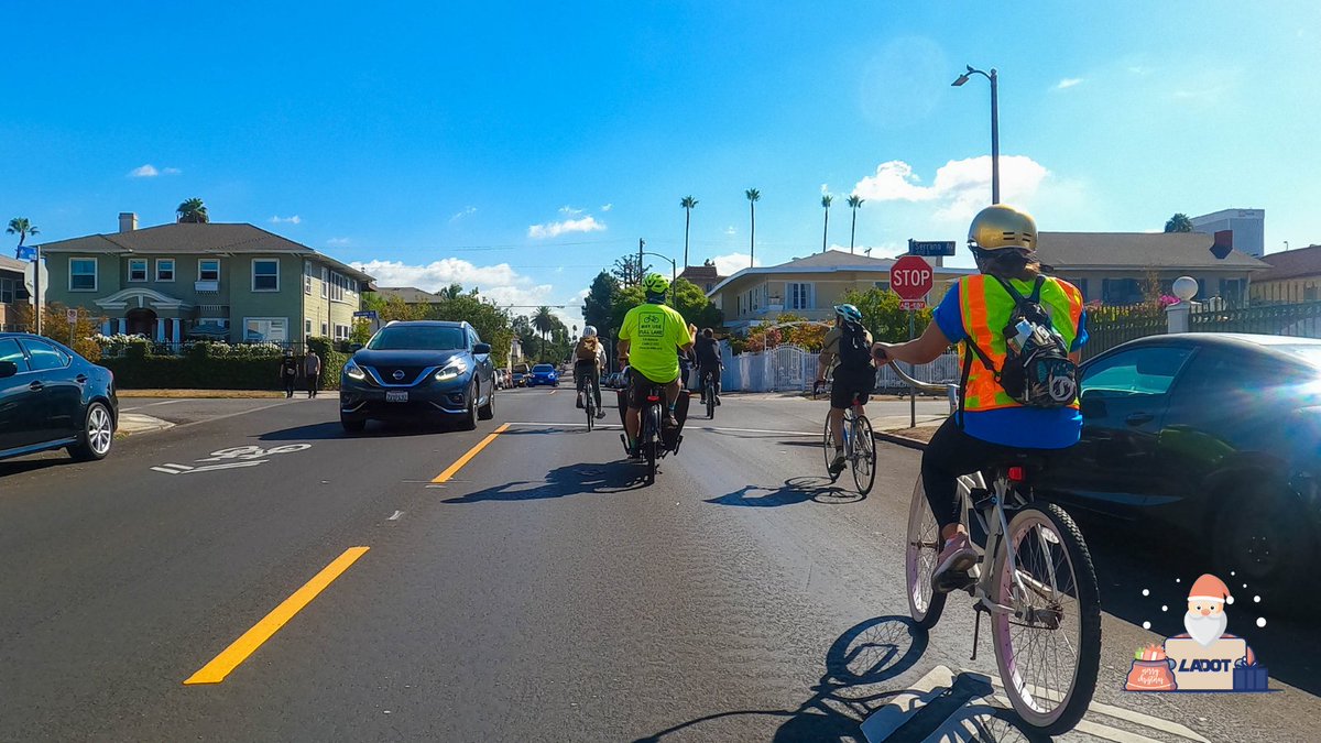 LADOTofficial's tweet photo. This year, All we want for #Christmas 🎄 is your feedback to create stress-free streets in #LA. With our Connect The Green Challenge, #Angelenos helps us identify the barriers for walking and biking in their neighborhoods! #LADOT #MovingLAForward https://t.co/ltEBjw7u4u