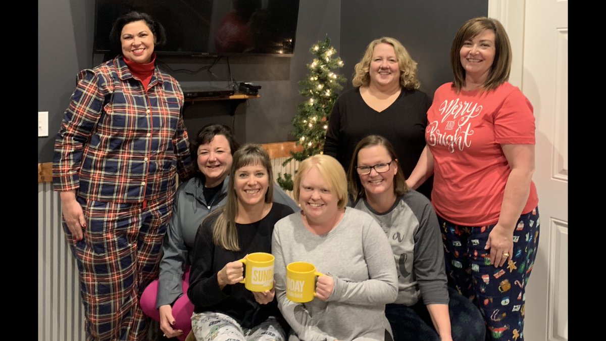 ebrookehartman's tweet photo. @WillieGeist and @christinageist you are invited, next year!  Friendsmas in our pajamas!  Best friends are the best gifts of all ❤️ Deb, Lorie, Heidi, Libby, Brooke, Lisa, and Kathy #SundayToday https://t.co/Oa1ZJhWxi0