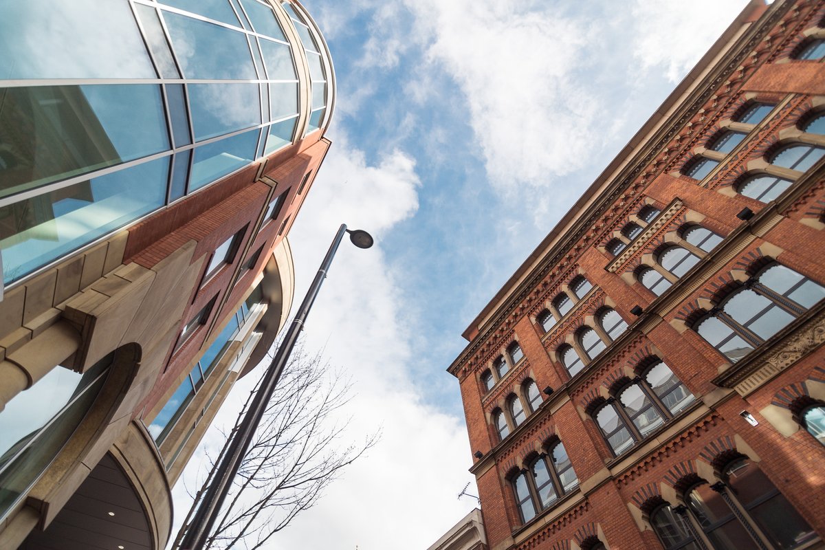 trinity_MCR's tweet photo. Trinity is perfectly located in the centre of #Manchester, just a stones throw from #Spinningfields and just 15 minute walk to #Piccadilly station. With a Trinity office, you can go from work to play and home with ease.

Visit our website at: https://t.co/D19AmulJMr today. https://t.co/eHe9rwElwe