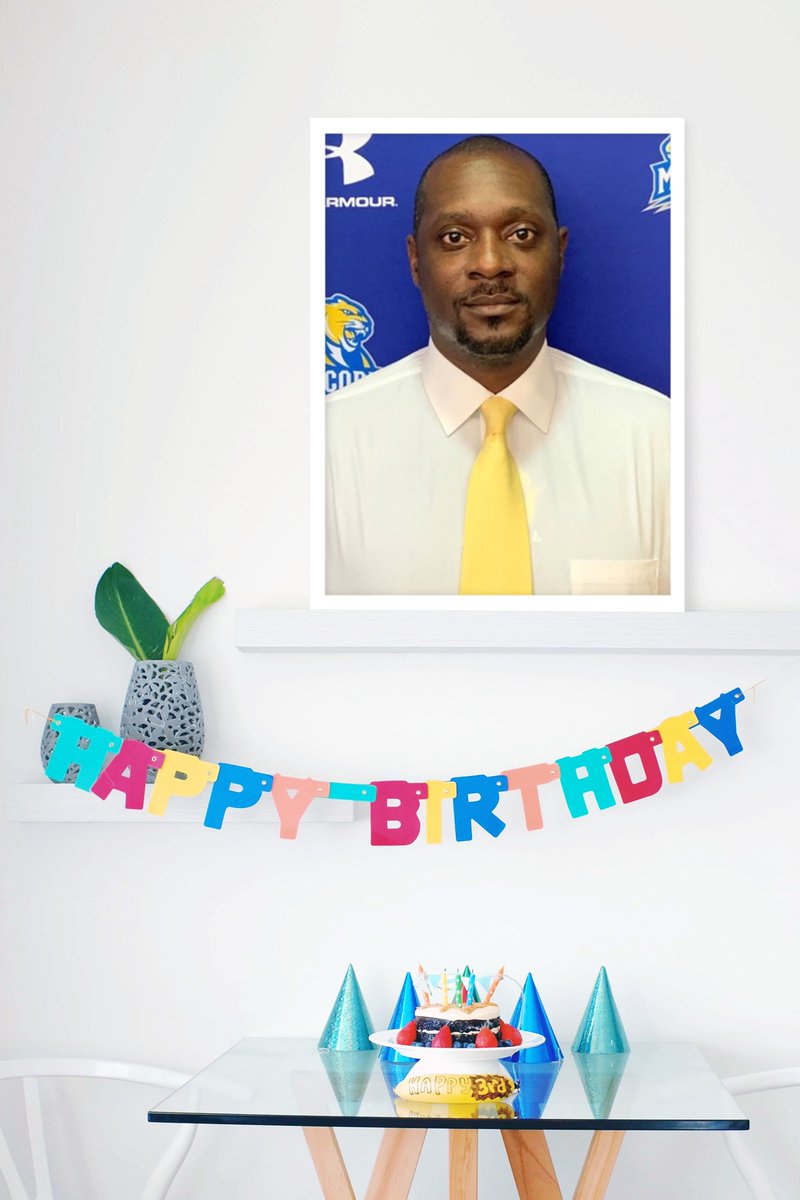 MUCougarsFB's tweet photo. Happy Birthday @coachporterWR Enjoy your Day!!! https://t.co/sjHgwxrlHW