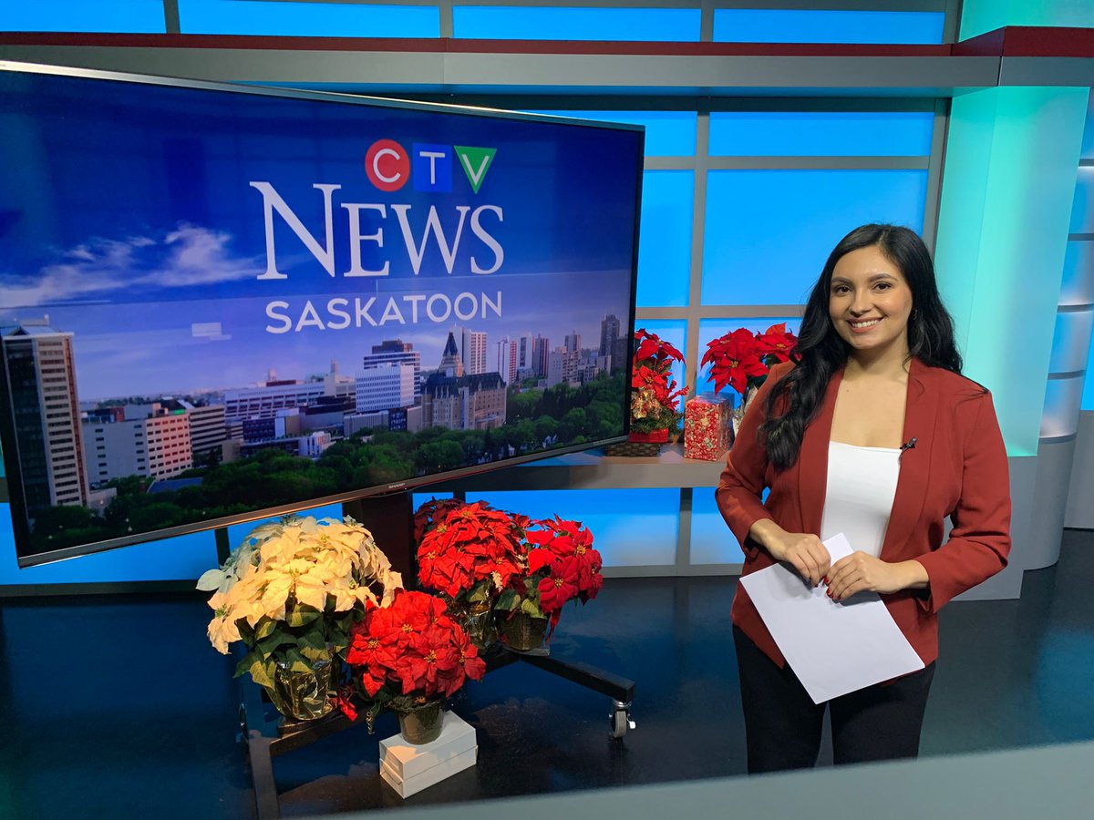fiercefab's tweet photo. Some good news in the midst of it all: my prima @mvaldescarletti will be anchoring @ctvsaskatoon a few times over the holidays and I couldn’t be prouder — as her big cousin, as a Salvadoreña and as her peer, also navigating the Canadian media landscape. Pa’lante! #latinxcellence https://t.co/TNMSCRukKl