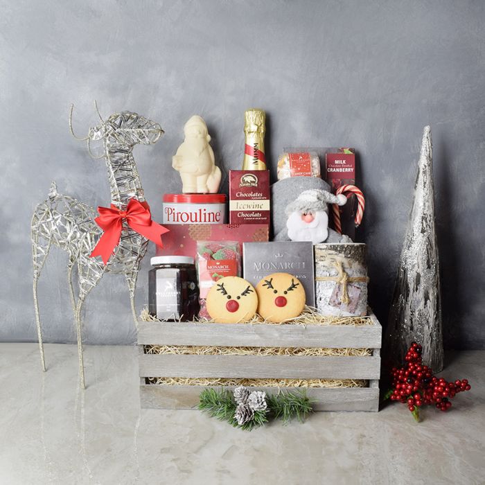 sendbaskets's tweet photo. Spice up the scenery under the #Christmas tree with an extravagant Christmas #giftbasket! Our holiday gift baskets ensure the basket gets opened before the #gifts.

Shop now! 🎁

https://t.co/4wnqGbIbD1

#BasketsCo #Christmas2021 #Gift #WednesdayVibe #HolidaySeason #USA #Canada https://t.co/QgCyihebHY
