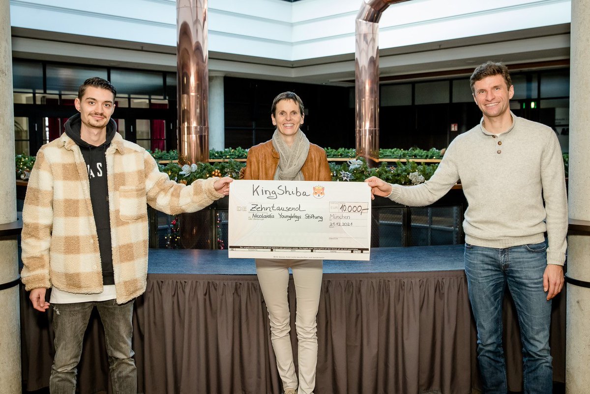 esmuellert_'s tweet photo. Eine vorweihnachtliche Überraschung für mein Herzensprojekt, die Nicolaidis YoungWings Stiftung. Ein herzliches Dankeschön an @KingShibaBSC für die Unterstützung!🎅#Charity #YoungWings #FroheWeihnachten #MerryChristmas https://t.co/LVIQJgOPcj