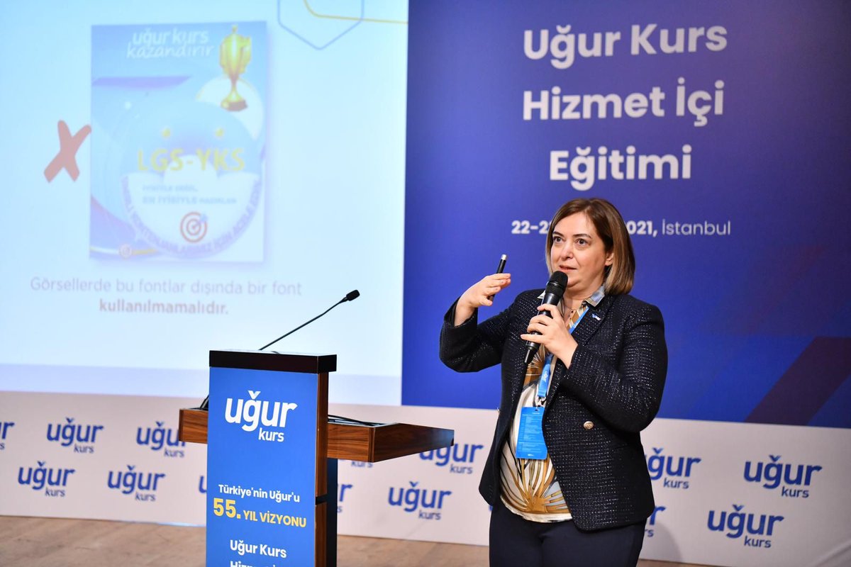 Eğitimimizde Genel Müdürümüz Nil Çiçek, Genel Müdür Yardımcılarımız ve kıymetli konuklarımız, vizyonumuza değer katacak tüm bilgi ve görüşlerini Türkiye geneli Uğur Kurs yöneticilerimizle paylaştı.

#TürkiyeninEğitimGücüyüz