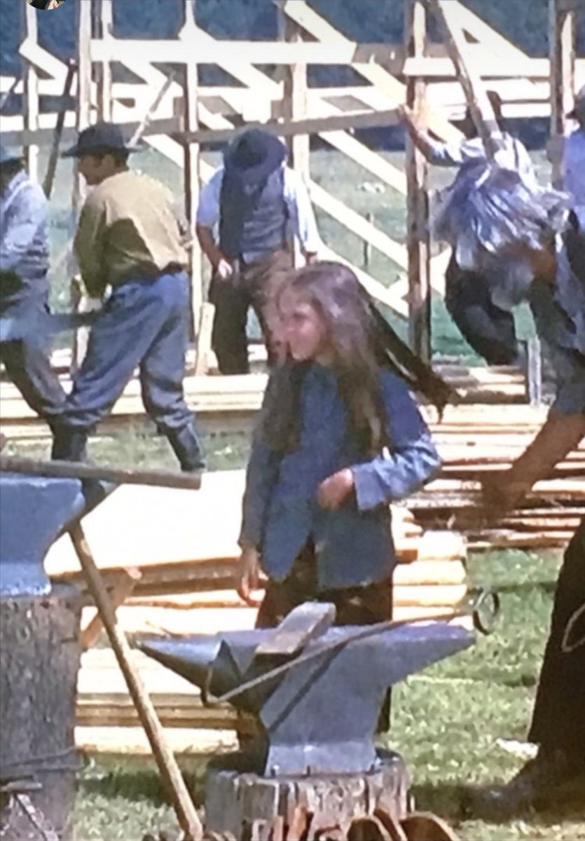 Francisebasta's tweet photo. Il #22dicembre 1970 usciva al cinema #LochiamavanoTrinità. C'ero anch'io. Non in sala, nel villaggio dei mormoni ❤️😊 https://t.co/bobO9hwYfa