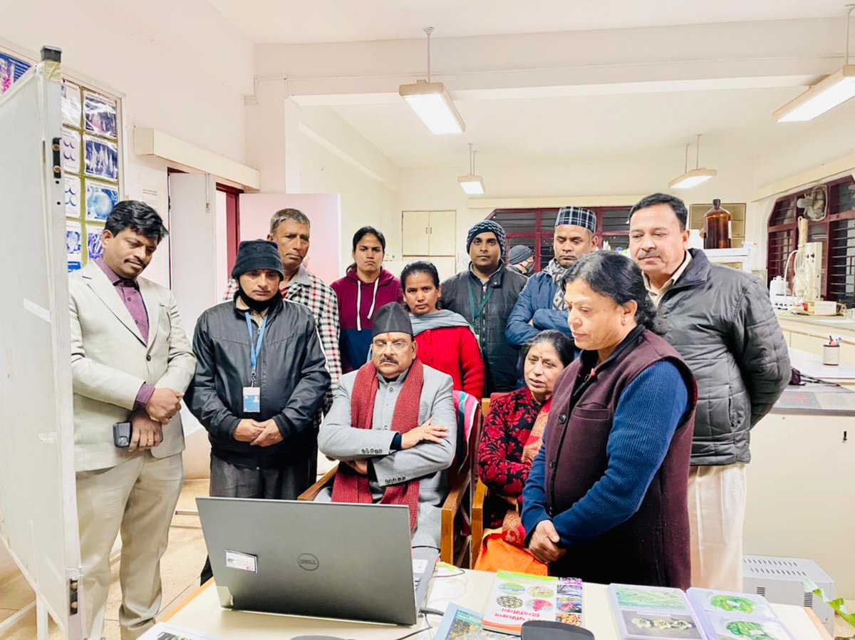 DRDO_India's tweet photo. Hon'ble #RRM Shri Ajay Bhatt visited Pithoragarh unit of #DIBER lab. He was acquainted with ongoing activities &amp; initiatives. He appreciated the innovative solutions &amp; spin-off technologies made by DRDO for supporting local civil population. @AjaybhattBJP4UK @SpokespersonMoD https://t.co/ugtGPaI7RA