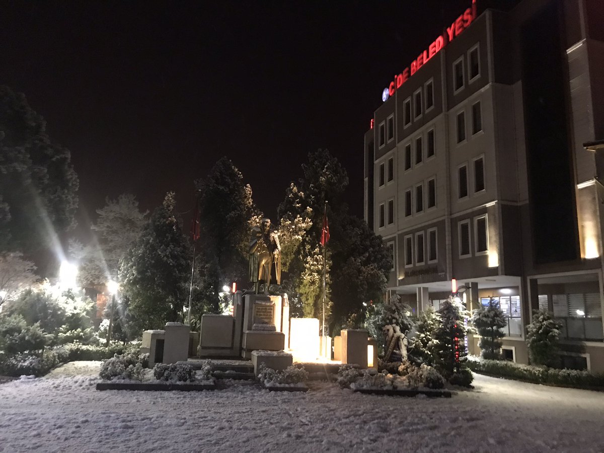 Kar Cide’ye ayrı bir yakışıyor❄️☃️ <a href="/cidebelediyesi/">Cide Belediyesi</a>
