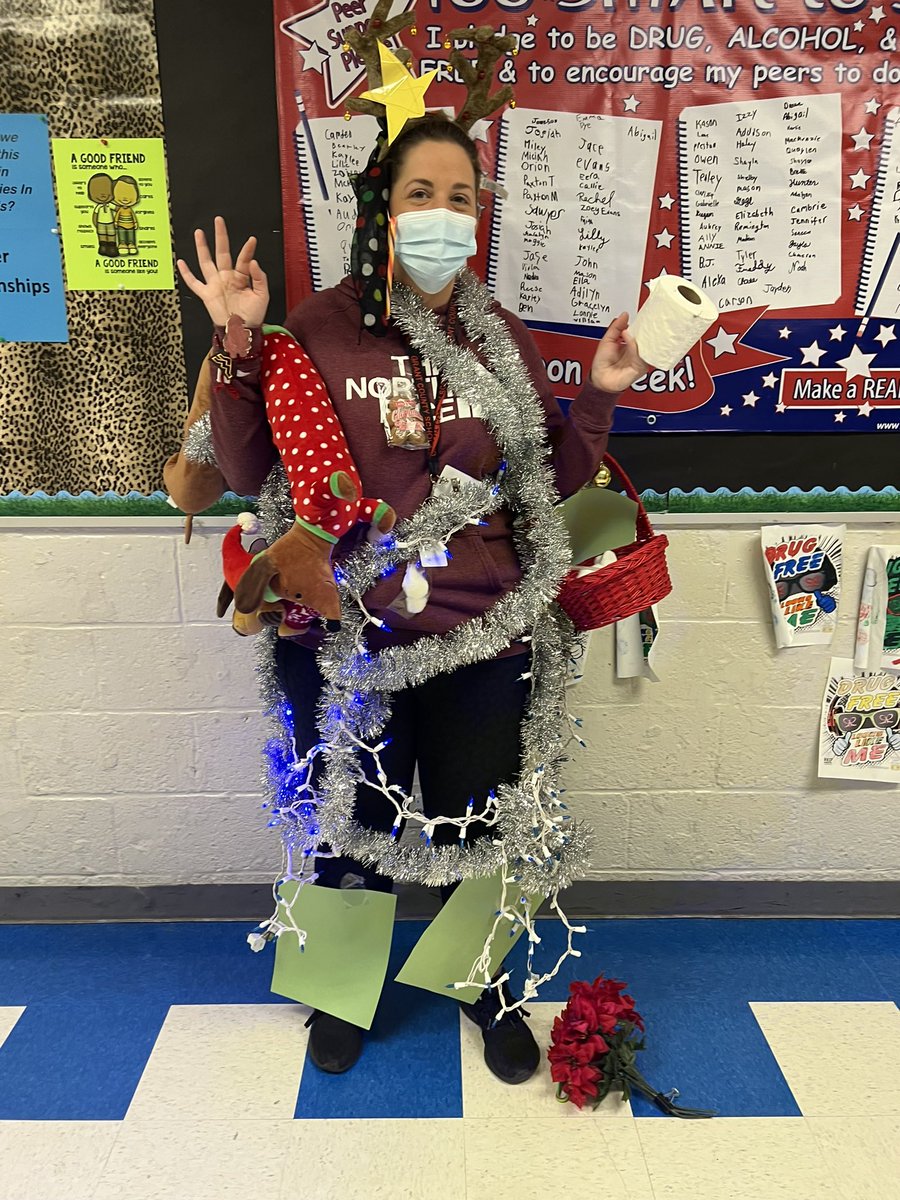 MESWV's tweet photo. Morning announcement: students had 8 min to decorate their teacher like a Christmas tree using items found in the classroom. I don’t know who was more shocked, the students or the teacher! 1st place- Mrs. Evans. 2nd place- Mrs. Mongold. 3rd place- Mrs. Kitzmiller Merry Christmas! https://t.co/ykUMbZKrDT
