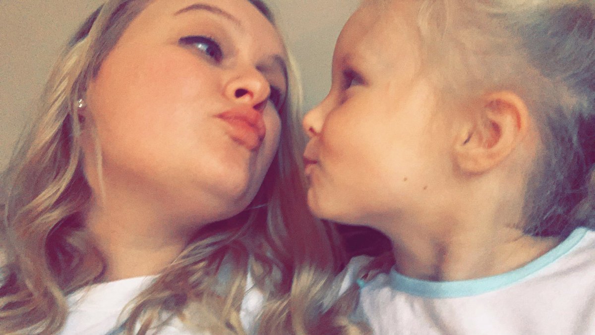 J_deannnn's tweet photo. My baby girl, 5 years old today 🥲 happy birthday pumpkin, mommy loves you more than anything in this whole world. 💗 https://t.co/XQyqXkXHVg