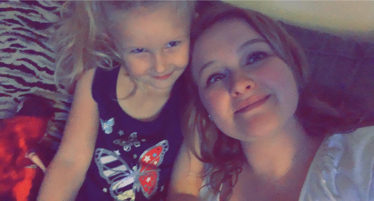 J_deannnn's tweet photo. My baby girl, 5 years old today 🥲 happy birthday pumpkin, mommy loves you more than anything in this whole world. 💗 https://t.co/XQyqXkXHVg