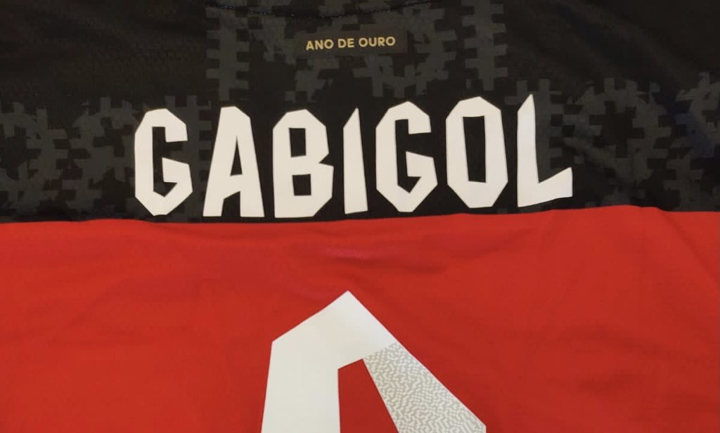enunabaldosa's tweet photo. ¡GANATE UNA CAMISETA DE FLAMENGO!🖤❤️

🎉 Los amigos de @BrasileiraoPlay regalan una camiseta oficial de @Flamengo de @gabigol.

🧐 ¿Cómo Participar? Like, RT a esta publicación y seguirlos en Twitter.

🌎 Sorteo internacional. El miércoles 29/12 anunciamos el ganador.

🍀 SUERTE https://t.co/Qv8zud99OC