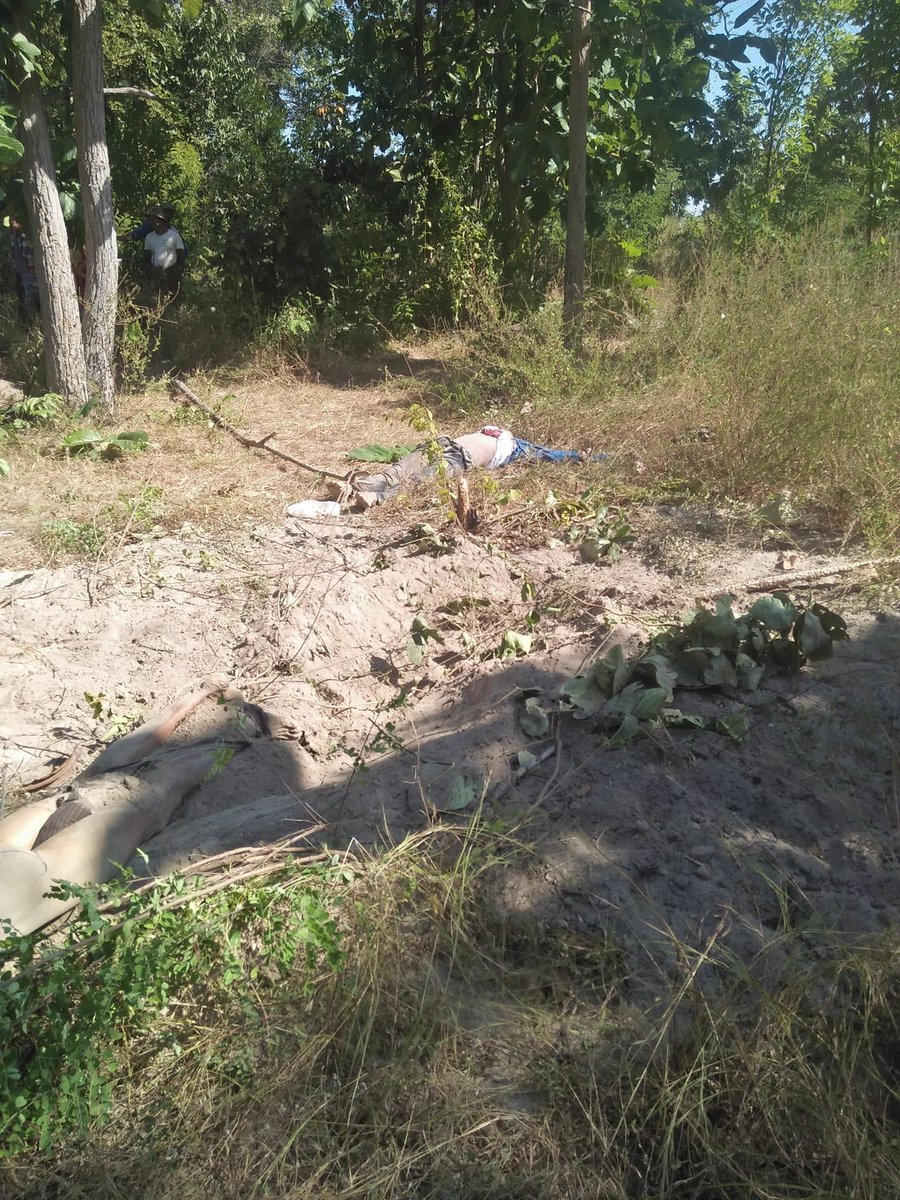 nslwin's tweet photo. DEPAYIN, Sagaing:

On Dec 20, 3 civilians from Sone Kone village, including a 12-year-old mentally ill child, were brutally shot in the head until death by SAC Terrorists. The village was destroyed, and villagers were tortured.

#WhatsHappeningInMyanmar #Dec22Coup https://t.co/Exxw0V1tQ5