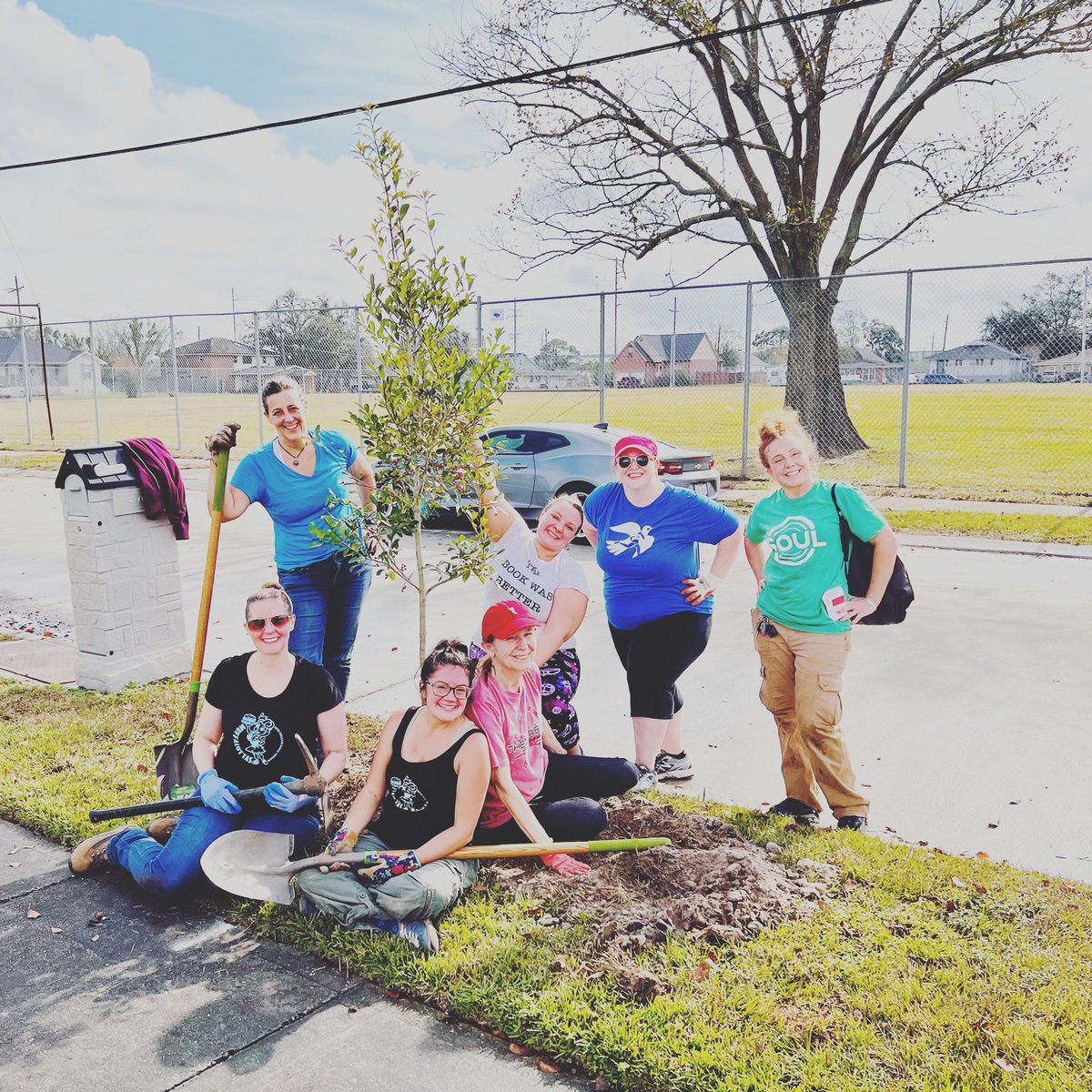 Giving back is always in style! Members of the Muff-a-Lottas volunteered with SOUL, planting native, water-loving trees throughout Pontchartrain Park last weekend. We ❤️ NOLA. #muffalottas #dancetroupe #community #nola #love #volunteering @soul_nola
