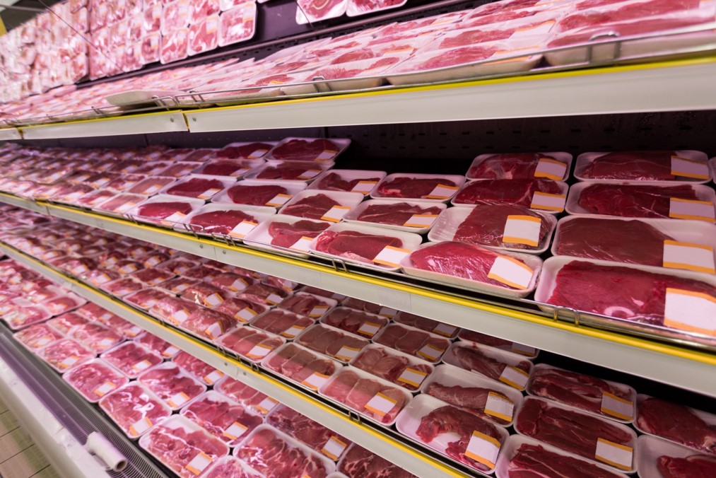 cattlefax's tweet photo. Total #beefloadcounts during the #beefcutout downtrend have been adequate over the last weeks. Q4 load counts are averaging 6,856 loads/wk. That compares to 7,080 loads/wk last year and a 5-yr avg pace of 6,764 loads/wk during the same period.
https://t.co/2pkBZM5SEI #CattleFax https://t.co/wsO7alYPAv