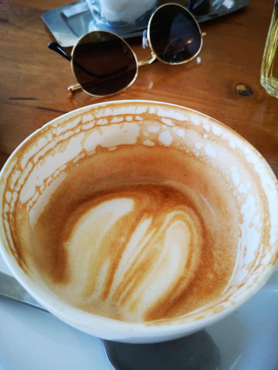 YongyeeZ7's tweet photo. #CoffeeTime https://t.co/FesXAGCvEl
