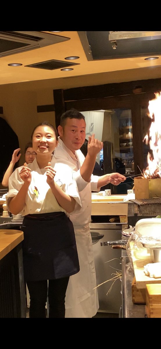 山路力也 S Tweet 21年11月移転リニューアル 藁焼みかん 春吉へ ここに来たらやはり藁焼きを食べなければなりません 藁焼きと薪焼きにはまだまだ可能性があると感じます Trendsmap