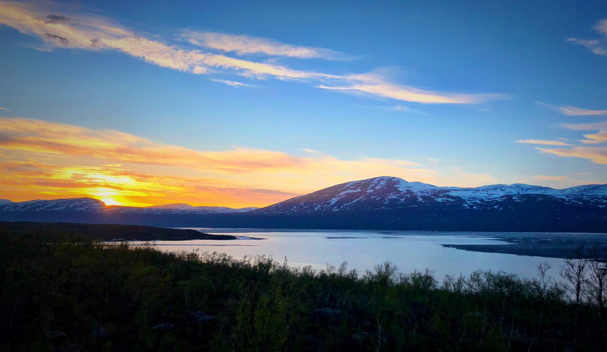 Anders_Lindberg's tweet image. Så här i juletid passar väl en industritråd av bibliska mått? Låt oss fröjdas och förfäras över planerna på att vända de nordligaste älvarnas flöden, samla vattnet i Torneträsk och nyttja fallhöjden ner till Ofotfjorden. Här är Sagan om Atlantprojektet!