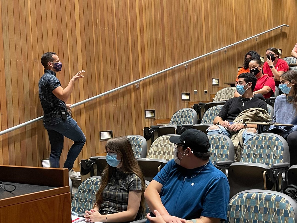 utsystem's tweet photo. Luca Pozzi ensures each of his students at @UTSA feels included &amp; nurtured, and constantly brings new ideas to his teaching. His Regents #OutstandingTeaching Award reflects that effort. "In the #COVID19 world, we need teachers like Dr. Pozzi more than ever." #UTinServicetoTexas https://t.co/qJMOQxcheu