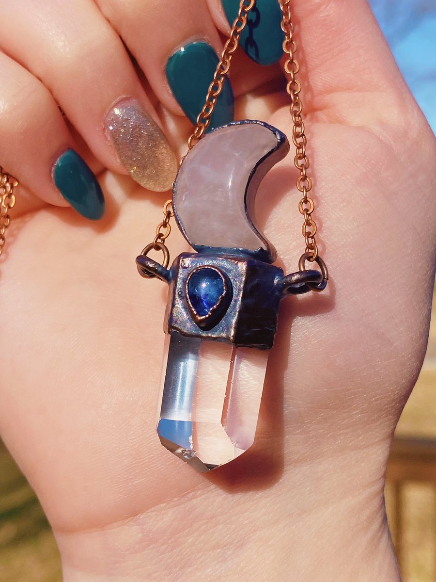 In love with this new pendant! 🤩 A clear Quartz point paired with Kyanite and a Rose Quartz moon 🌙💖 What do you think of her!? 
Available now ⬇️⬇️⬇️
moonlightmountaindesigns.com